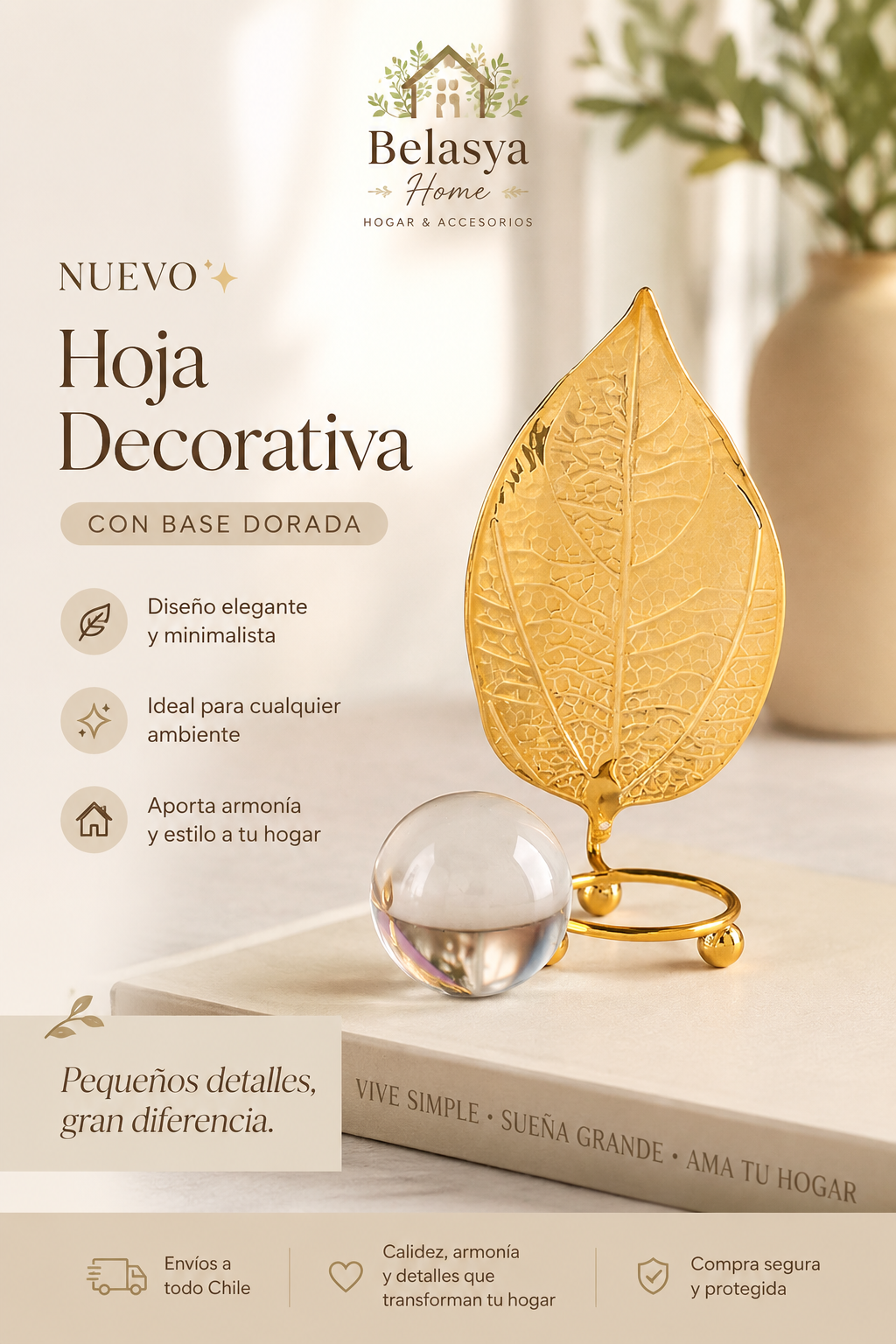 Hoja dorada decorativa con bola de Cristal